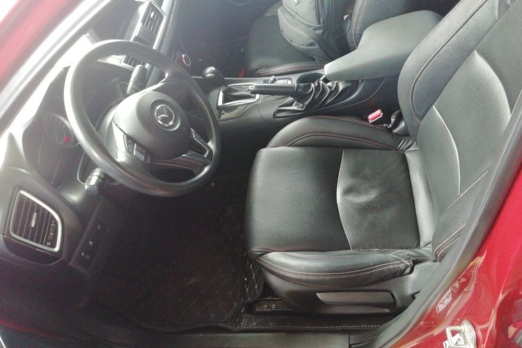 马自达3 昂克赛拉 2016款 三厢 1.5L 自动舒适型中控内饰19