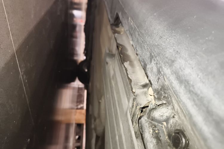 福特 福克斯 2012款 三厢 1.6L 自动风尚型局部细节9002