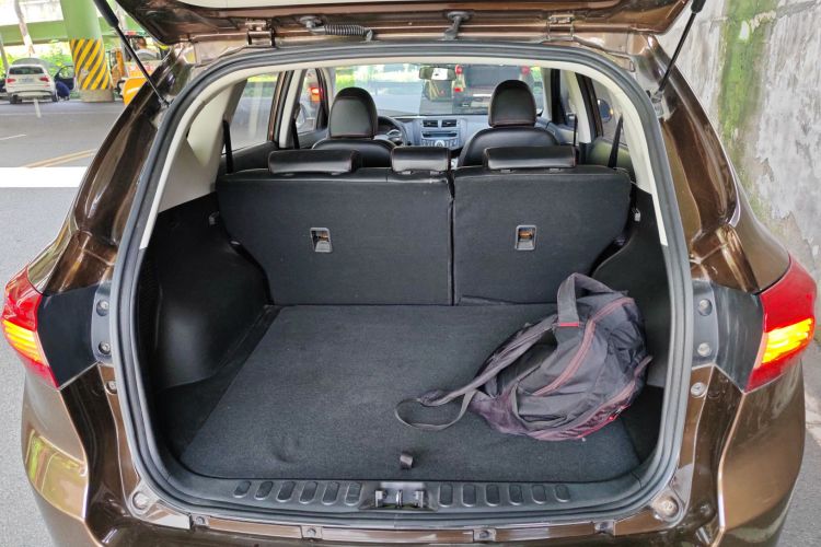 陆风X5 2013款 2.0T 手动创享版局部细节23