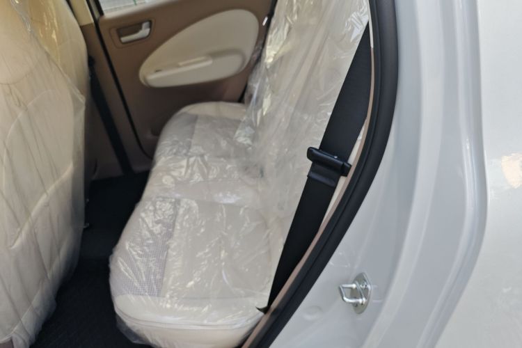 五菱汽车 宏光MINIEV 2025款 四门版 进阶款中控内饰21