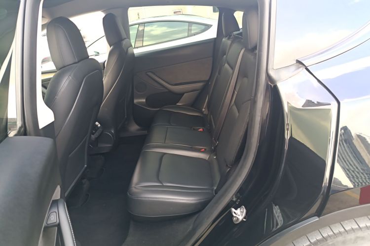 特斯拉 Model Y 2021款 长续航全轮驱动版 3D7中控内饰21