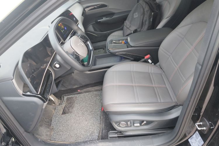 红旗EH7 2025款 600 智选版局部细节19