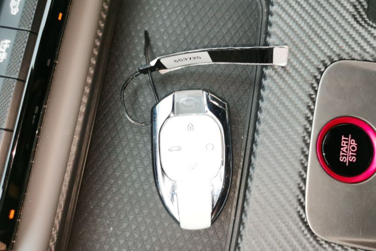 广汽传祺 2023款 影豹H 高能混动版中控内饰11