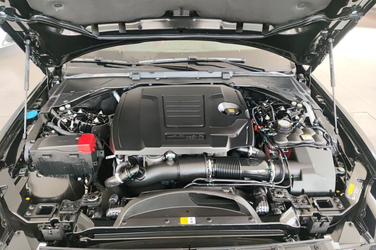 捷豹XEL 2024款 2.0T 250PS R-DYNAMIC S进取运动版局部细节24