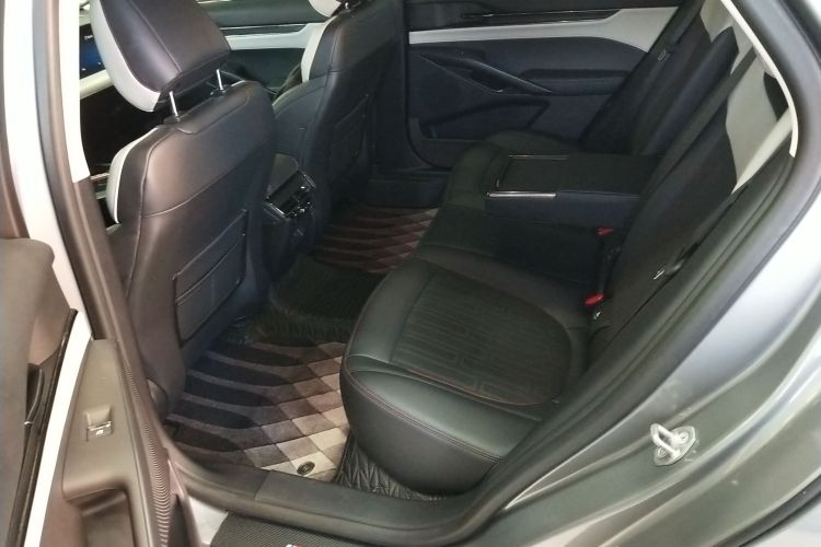 福特 蒙迪欧 2022款 EcoBoost 245 豪华型中控内饰21