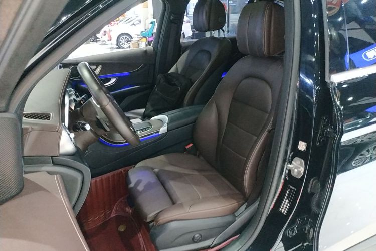 奔驰GLC 2020款 GLC 260 L 4MATIC 豪华型局部细节19
