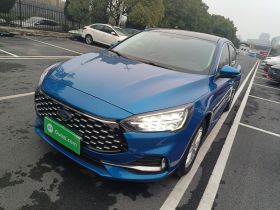 福特 福克斯 2021款 三厢 EcoBoost 180 自动锋潮型