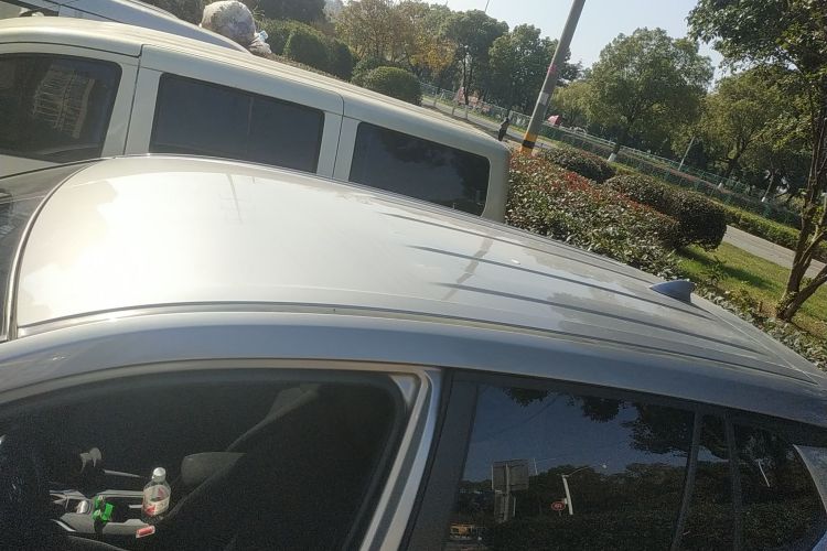 丰田 卡罗拉锐放 2022款 2.0L 先锋版局部细节57