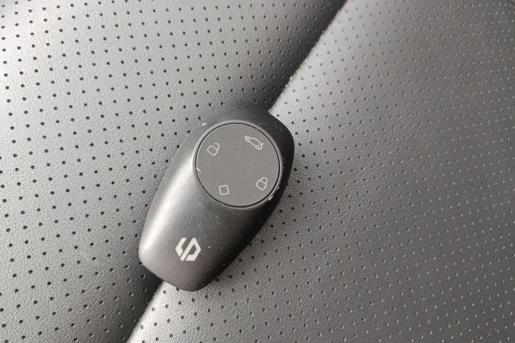 零跑汽车 零跑T03 2020款 400豪华版中控内饰7001