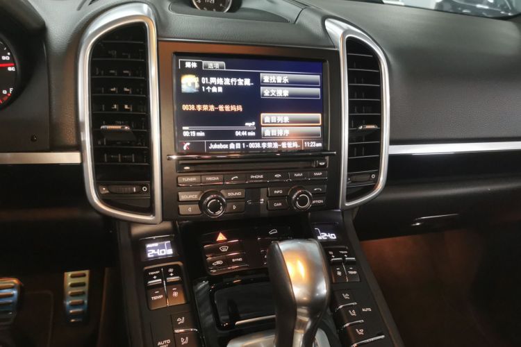 保时捷 2016款 Cayenne 3.0T中控内饰16
