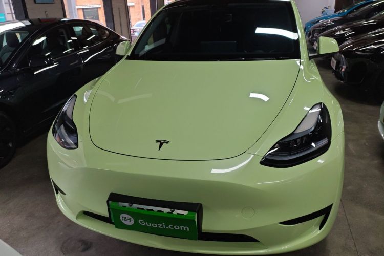 特斯拉 Model Y 2024款 后轮驱动版车身外观2