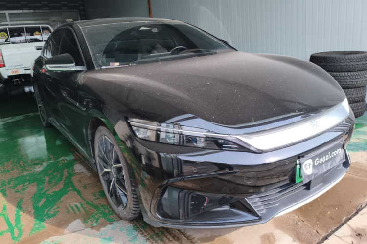 比亚迪 汉 2022款 EV 创世版 610KM四驱尊享型车身外观3