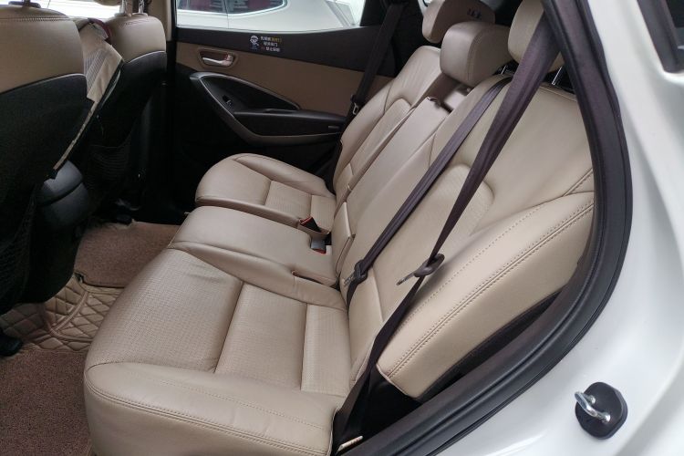 现代 胜达 2013款 2.0T 自动两驱时尚型中控内饰21