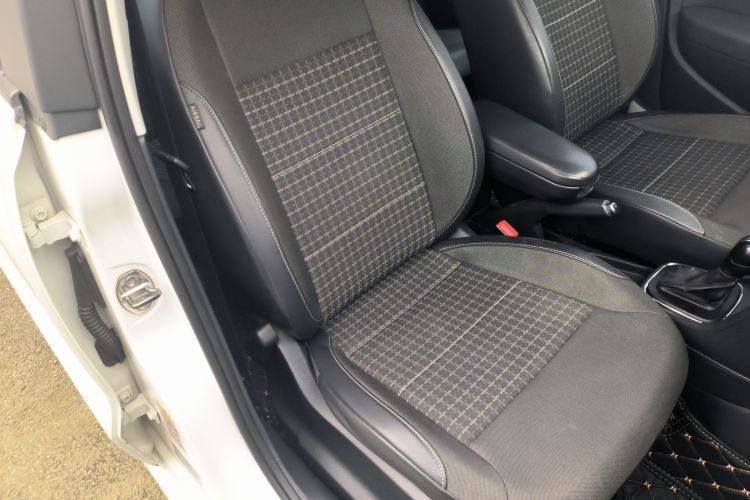 大众 Polo 2014款 1.6L 自动舒适版局部细节41