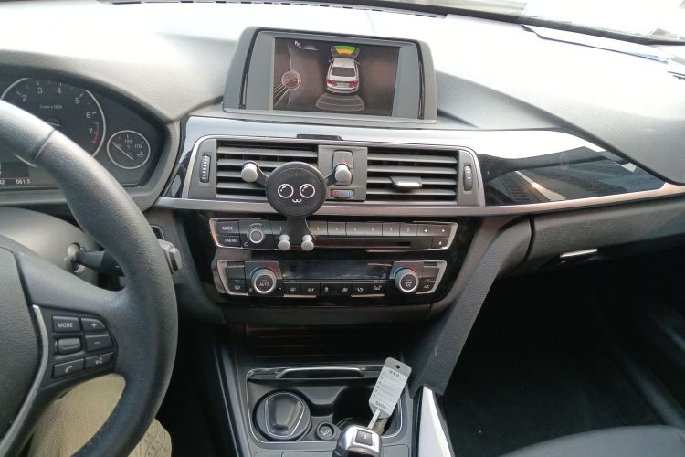 宝马3系 2016款 316Li 时尚型局部细节16