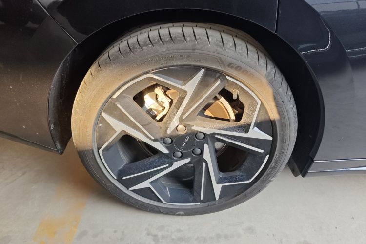 领克07 2024款 EM-P 126长续航 Halo车身外观6008