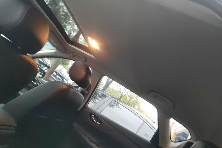 日产 骐达TIIDA 2019款 1.6L CVT智行版 国VI中控内饰22