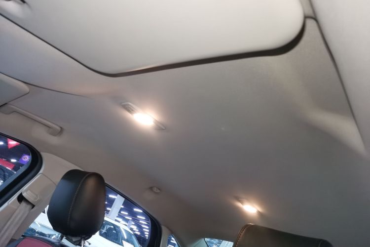 福特 福克斯 2017款 三厢 1.6L 自动舒适型智行版中控内饰22