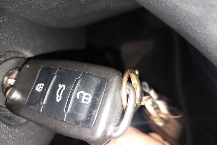 大众 速腾 2014款 改款 1.4TSI 自动豪华型中控内饰11