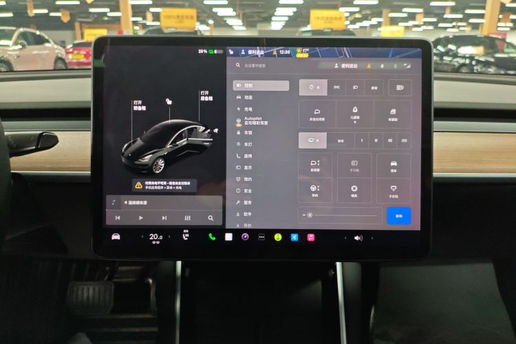 特斯拉 Model 3 2020款 改款 标准续航后驱升级版中控内饰16