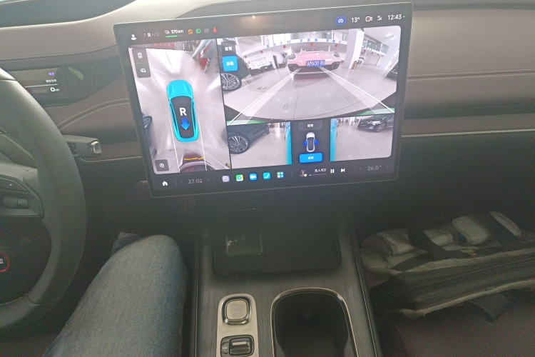 小米汽车 小米SU7 2024款 四驱超长续航高阶智驾Max版局部细节18