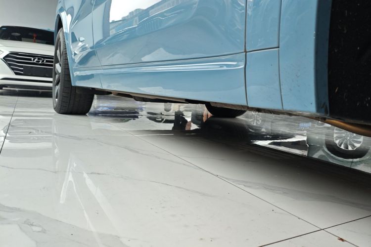 理想汽车 理想L8 2023款 Pro局部细节9001