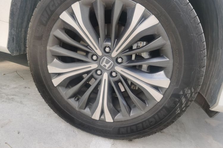 本田UR-V 2020款 370TURBO 两驱尊雅版车身外观6007