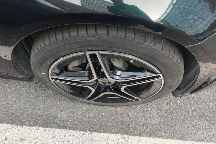 奔驰C级 2021款 C 260 L 运动星耀臻藏版车身外观10