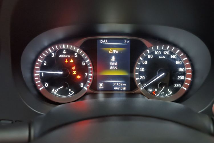 日产 途达 2020款 2.5L XL Upper 自动两驱豪华版中控内饰14