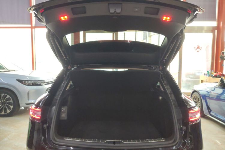 鸿蒙智行 问界M5 2022款 增程四驱性能版中控内饰23