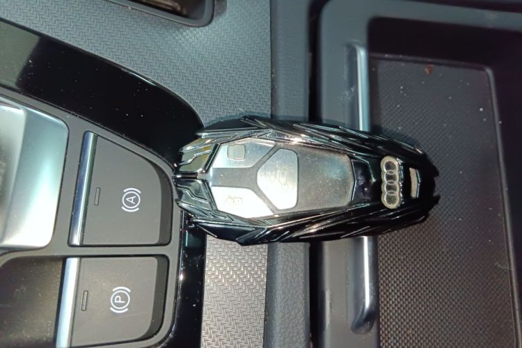 奥迪Q5L 2024款 45 TFSI 豪华动感型中控内饰11