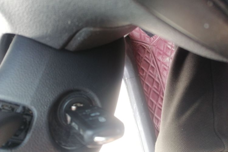 大众 Polo 2014款 1.6L 自动舒适版中控内饰11