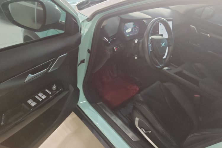 小鹏G3 2022款 G3i 460N中控内饰7003