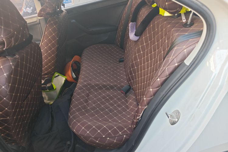 大众 桑塔纳 2021款 1.5L 自动风尚版中控内饰21