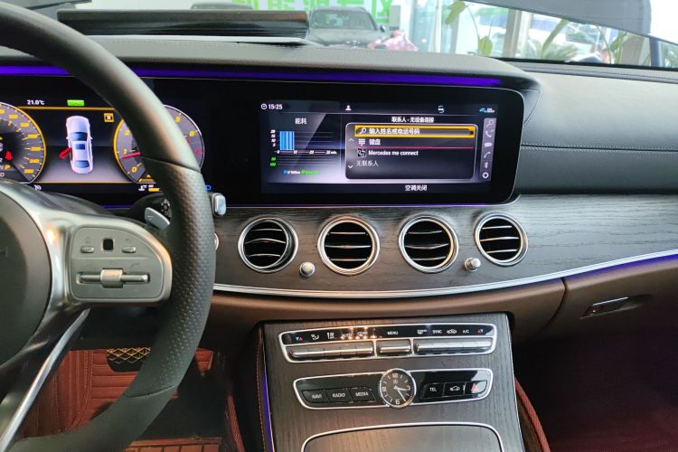 奔驰E级 2020款 E 260 L 运动型局部细节16