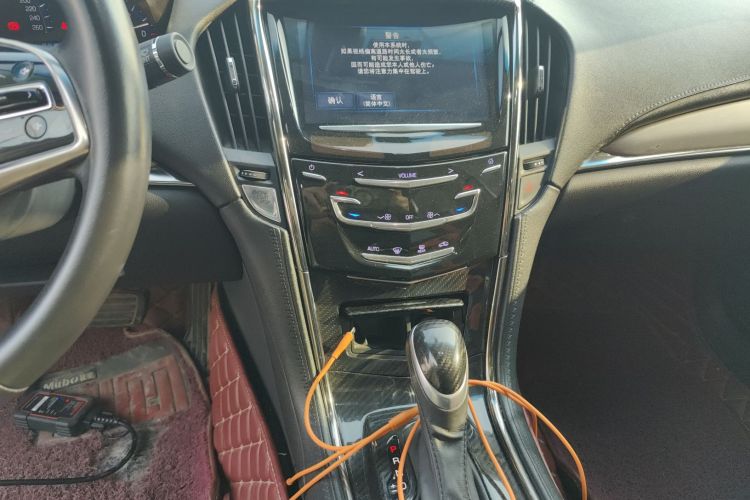 凯迪拉克ATS-L 2016款 28T 时尚型中控内饰16
