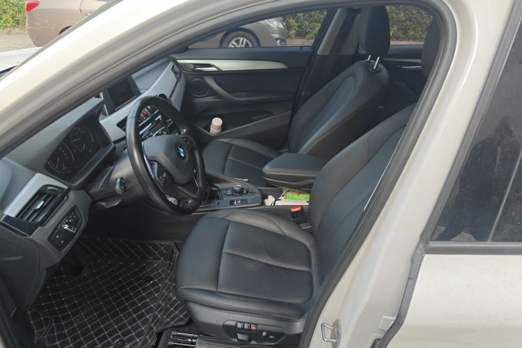 宝马X1 2018款 sDrive18Li 时尚型局部细节19