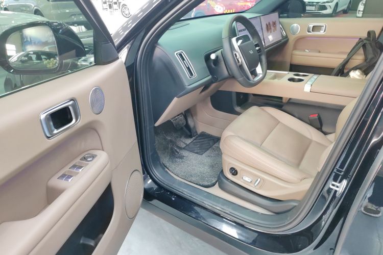 理想汽车 理想L6 2025款 Pro 智能焕新版中控内饰20