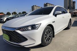 比亚迪 秦PLUS 2024款 荣耀版 DM-i 55KM领先型