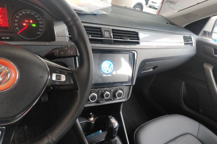 大众 桑塔纳 2016款 1.6L 自动舒适版中控内饰12