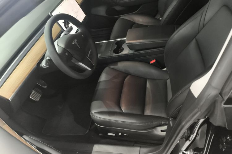 特斯拉 Model 3 2021款 标准续航后驱升级版中控内饰19
