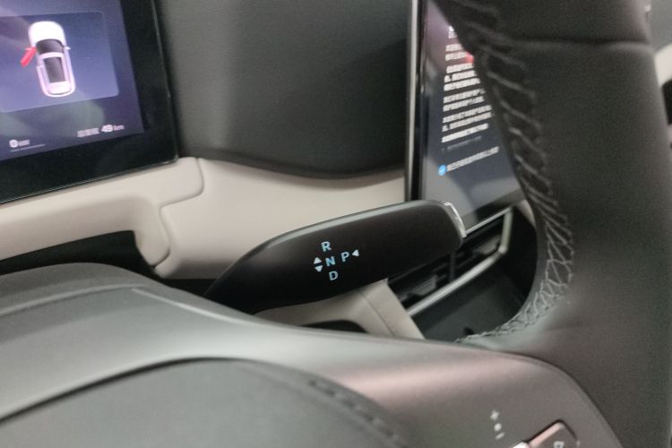 比亚迪 元UP 2025款 智驾版 401KM 活力版局部细节18