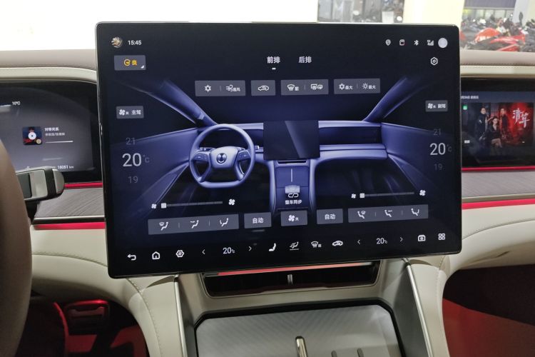 腾势Z9GT 2024款 1100四驱Ultra版中控内饰16