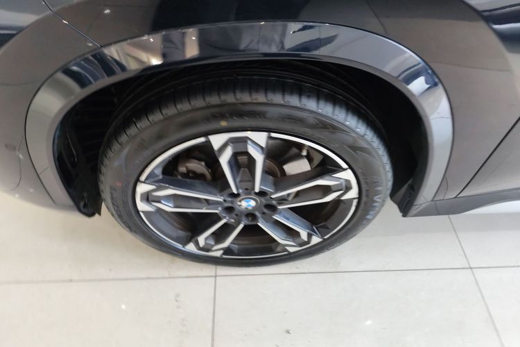 宝马X1 2023款 sDrive25Li M运动套装车身外观6007