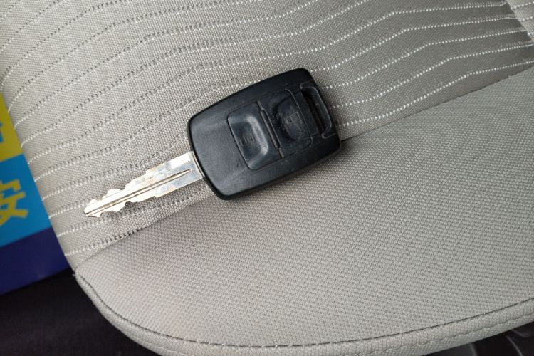 五菱汽车 五菱宏光V 2021款 1.5L劲享版LAR中控内饰11