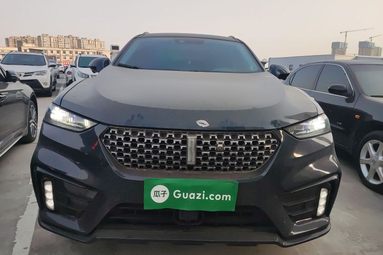 魏牌 VV7 GT 2020款 2.0T 旗舰型车身外观2