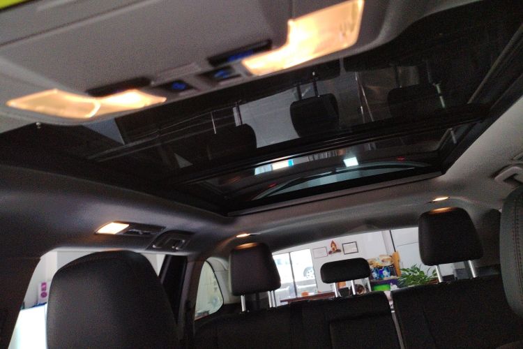 丰田 汉兰达 2018款 2.0T 四驱尊贵版 7座 国VI局部细节22