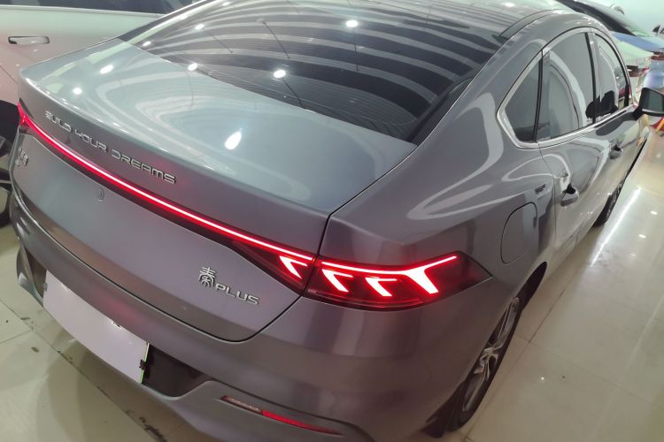 比亚迪 秦PLUS 2021款 EV 500KM 豪华型车身外观7