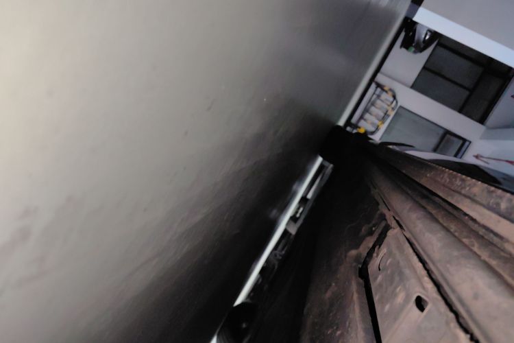 腾势D9 2024款 DM-i 980 四驱旗舰型局部细节9002