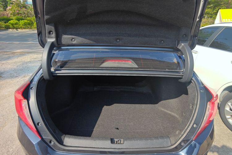 本田 思域 2016款 180TURBO CVT舒适版局部细节23